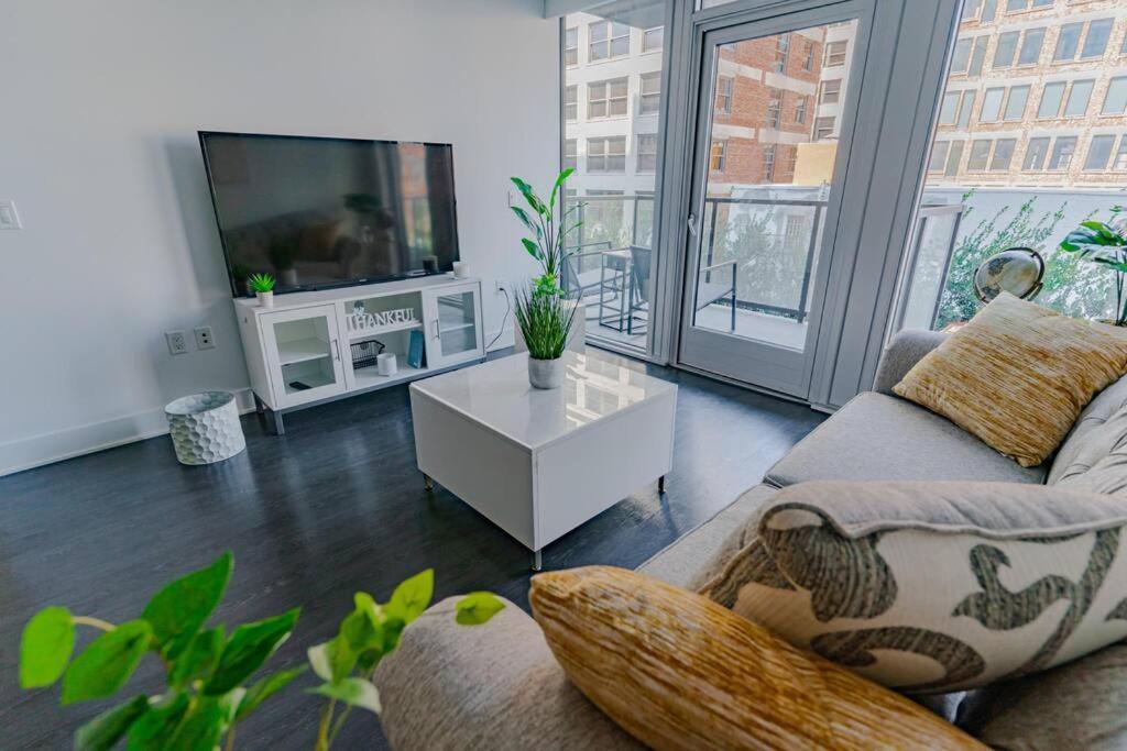 Downtown Paradise Escape With 2 Pools / Hot Tubs Διαμέρισμα Λος Άντζελες Εξωτερικό φωτογραφία